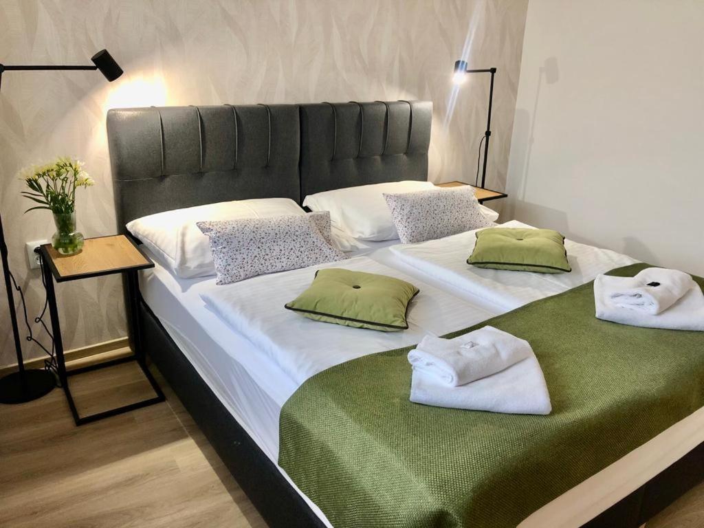 Resort Valtberg - Depandance Valtice Extérieur photo